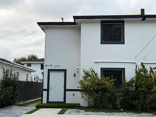 2773 NW 43rd Ter Photo 1