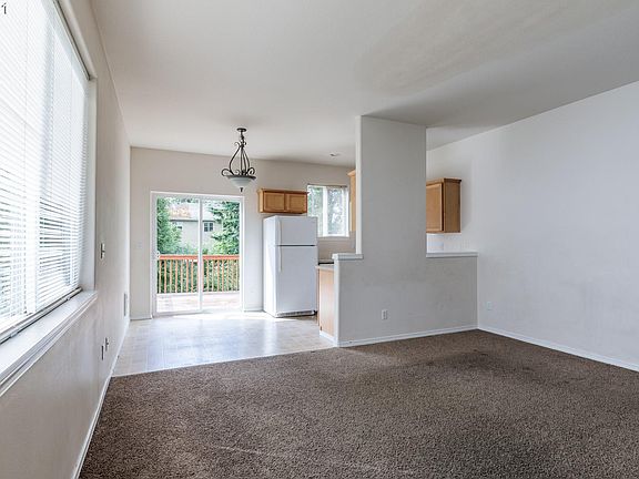 3rd image of 34920 Burt Rd