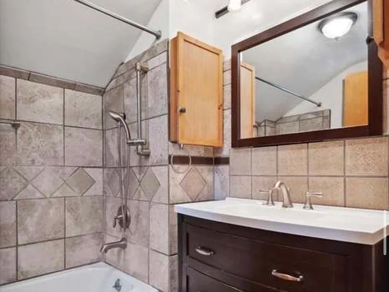4240 Fairview Ave — Photo 12
