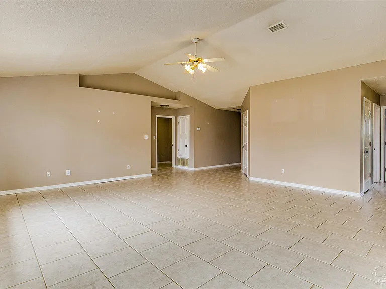 1545 Kitty Hawk Dr — Photo 6