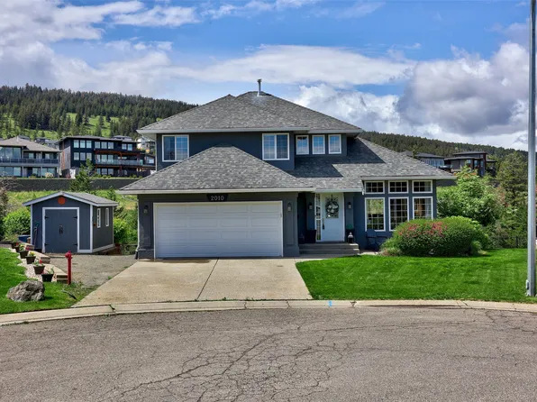 2010 Muirfield Rd, Kamloops, BC V1S 1S6