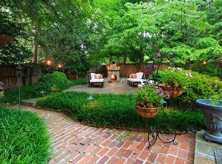 4889 Old Dominion Dr, Arlington, VA 22207