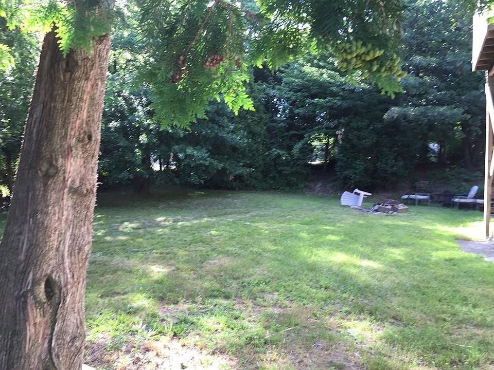 2nd image of 192 Norfolk St
