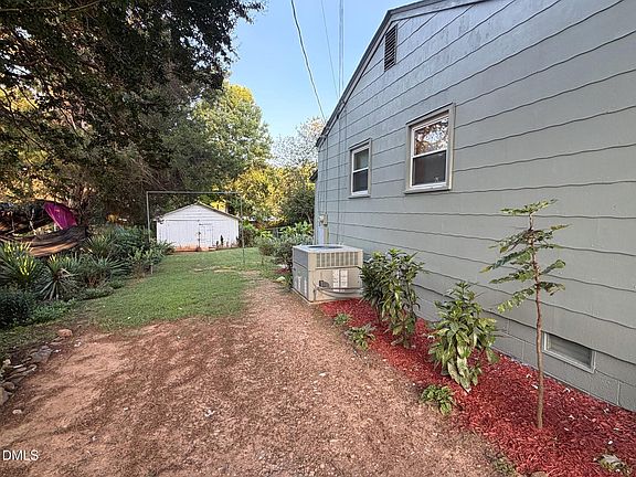 4th image of 114 N Garden Ave
