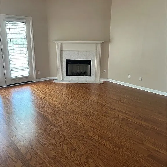 114 Chapel Dr — Photo 3