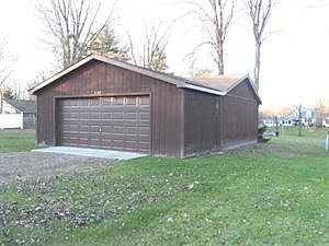 2nd image of 12068 Monnie Ave
