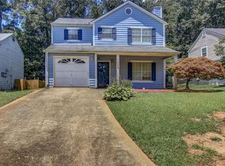 1025 Autumn Crest Ct, Stone Mountain, GA 30083