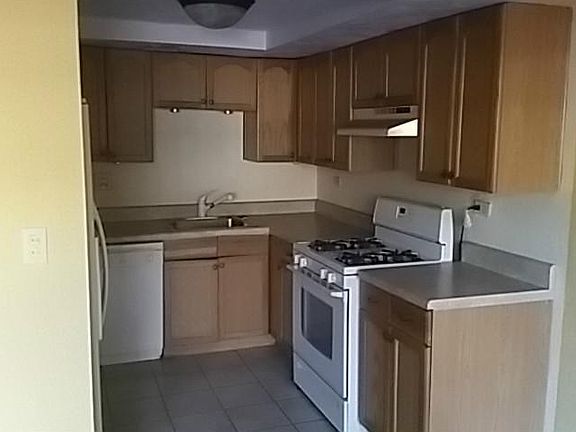 2nd image of 2939 W Missionwood Ln #B11