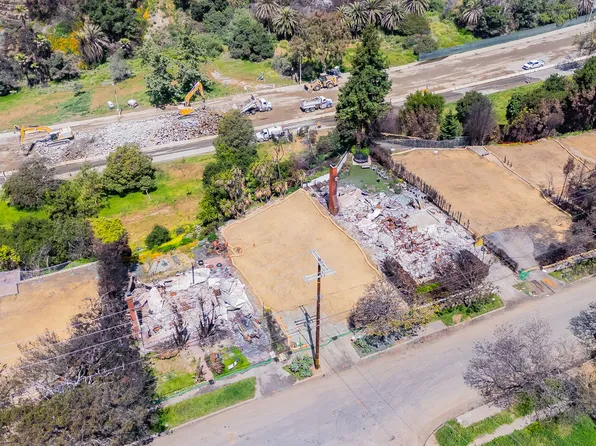 701 Radcliffe Ave, Pacific Palisades, CA 90272