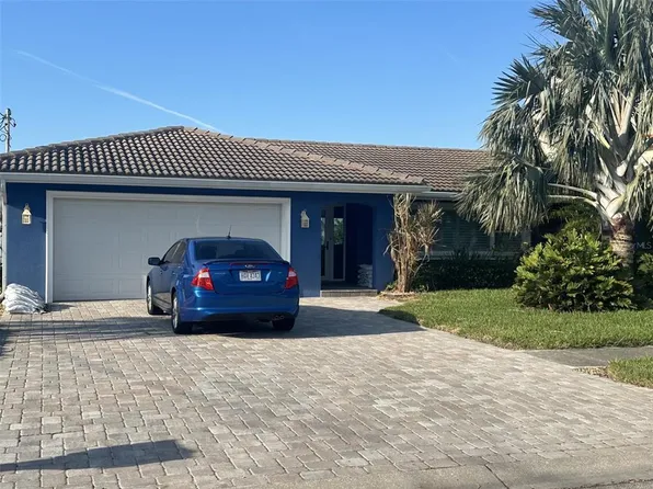 340 Palm Is NE, Clearwater, FL 33767