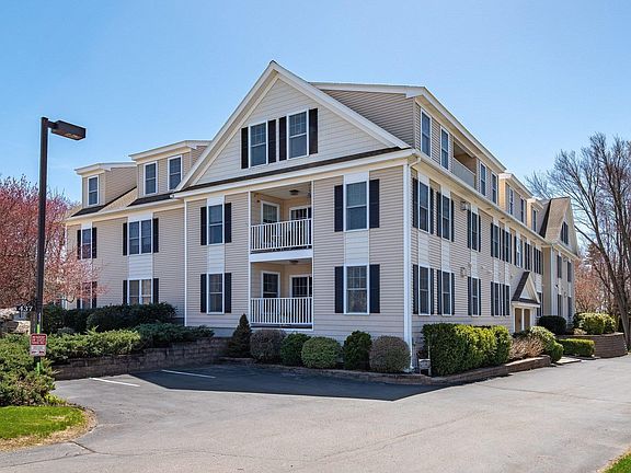 2nd image of 437 Winnacunnet Road #103