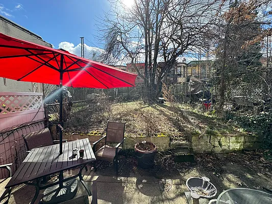 Rented by Evergreen Realty & Investments | media 20