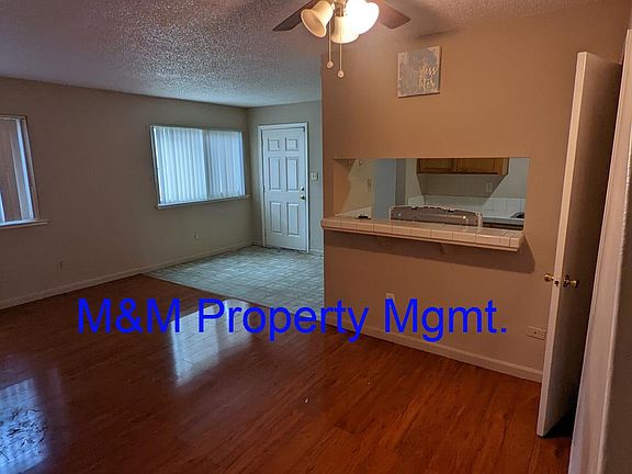 4th image of 932 Dornajo Way APT 2