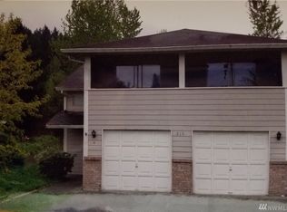 810 37th St SE UNIT A, Auburn, WA 98002