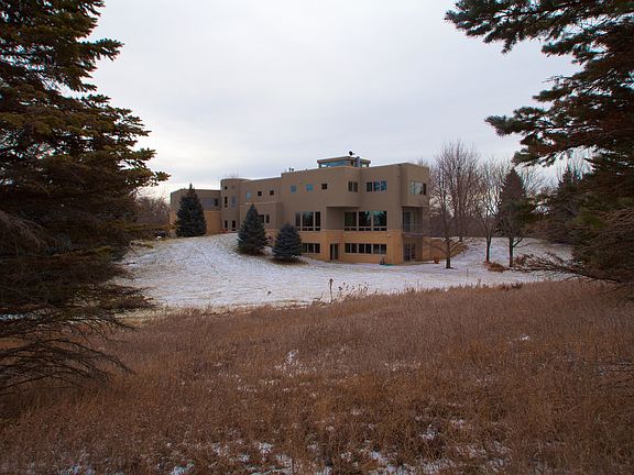 4th image of 701 Buckwalter Dr