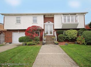 558 Rensselaer Ave, Staten Island, NY 10312