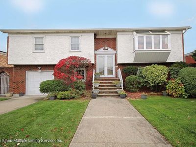 558 Rensselaer Ave, Staten Island, NY, 10312