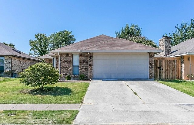 1st image of 2028 Avignon Dr