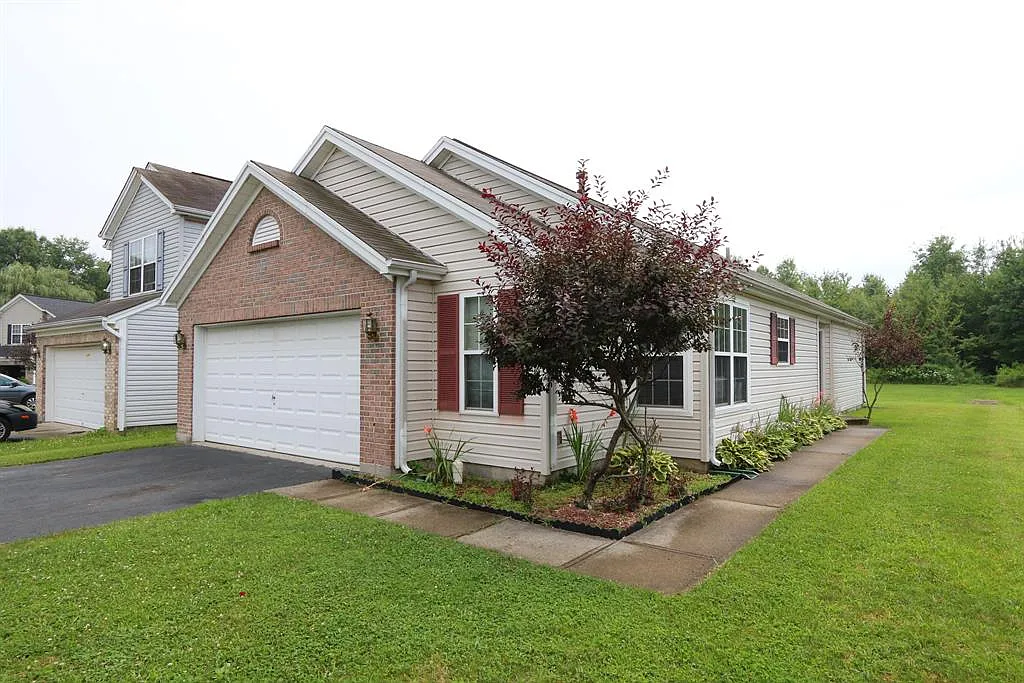 3046 Abby Way photo 1