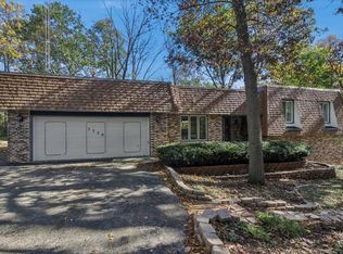 3329 Halverson Ct, Rockford, IL 61109