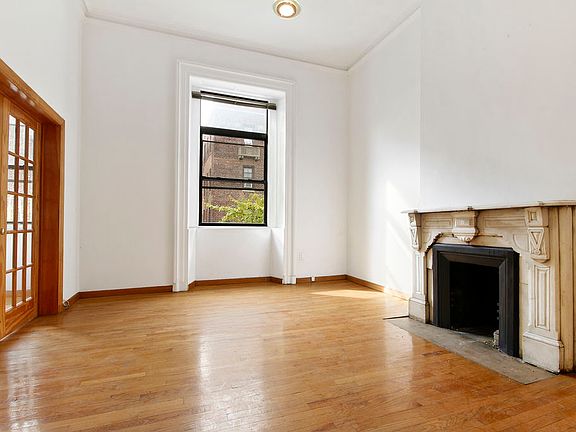 2nd image of 27 Grace Ct APT 9