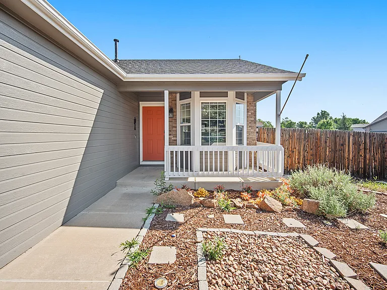5194 Fennel Dr — Photo 5
