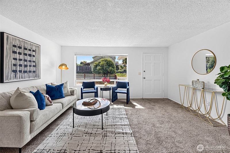5th image of 528 SW 118th Street