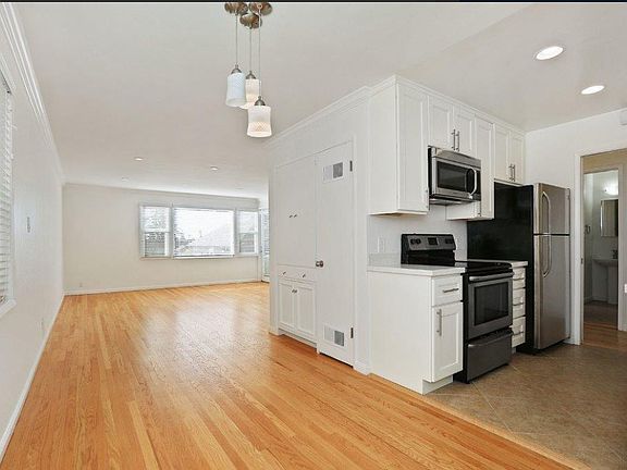 4th image of 311 Lester Ave #10