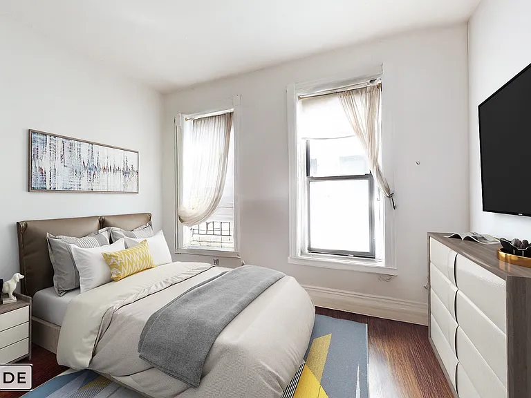 178 Thompson St #2D — Photo 2