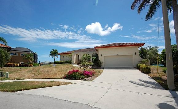 1st image of 1021 Cara Ct