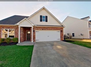 1099 Pine Valley Dr, Calera, AL 35040