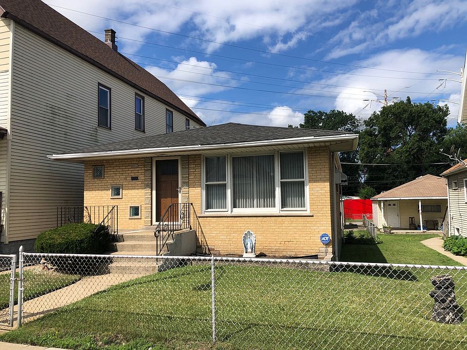 1st image of 9842 S Avenue L