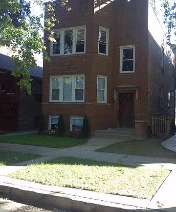 2nd image of 5253 N Leamington Ave #1