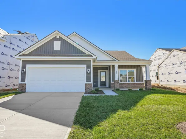 685 Braxton St, Trafalgar, IN 46181