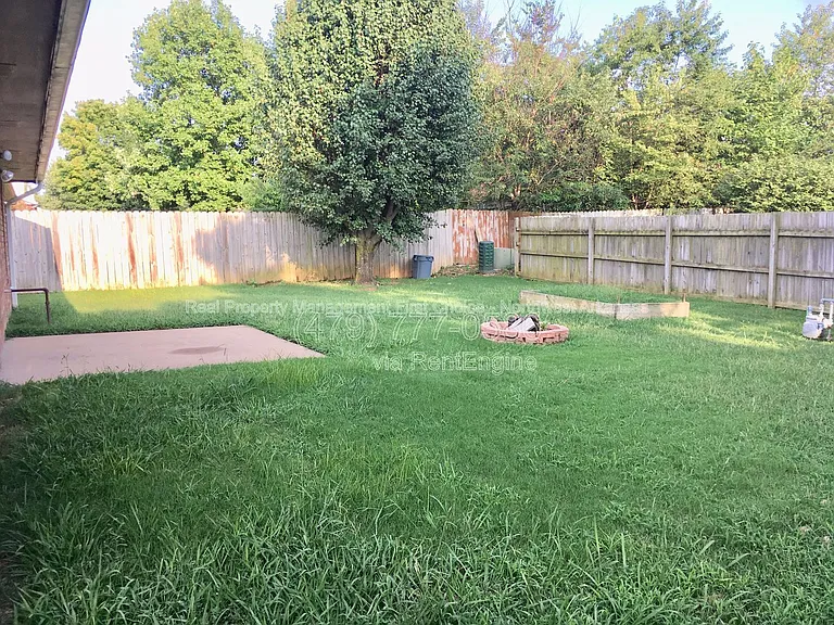 4433 W Cheyenne Dr — Photo 20