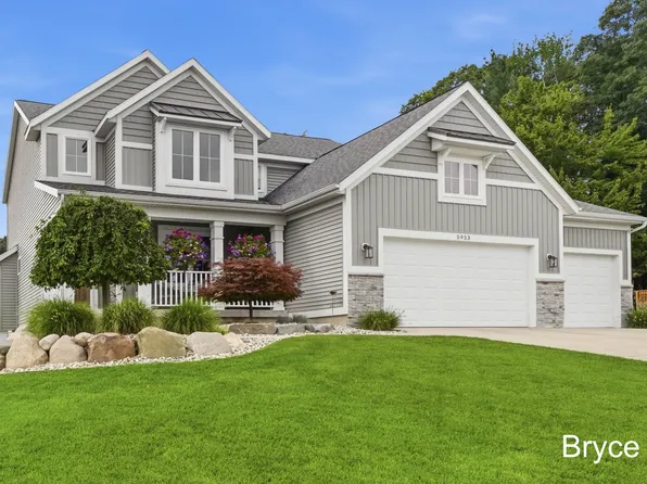 5953 Marblehead Dr NE, Belmont, MI 49306