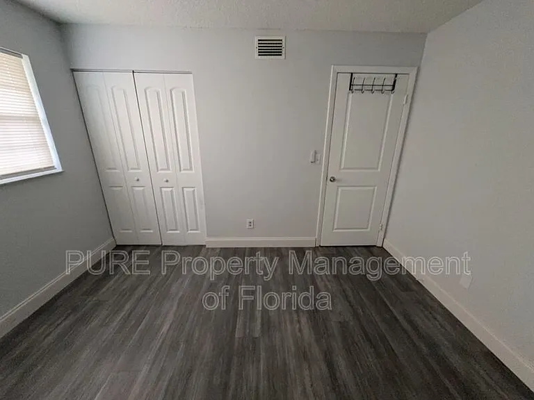 454 Fairways Cir #B204 — Photo 23