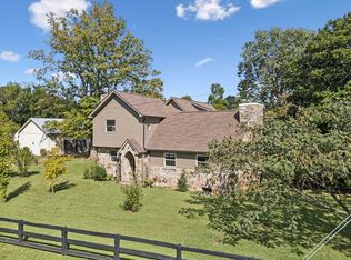 701 Hafner Rd, Charlotte, TN 37036