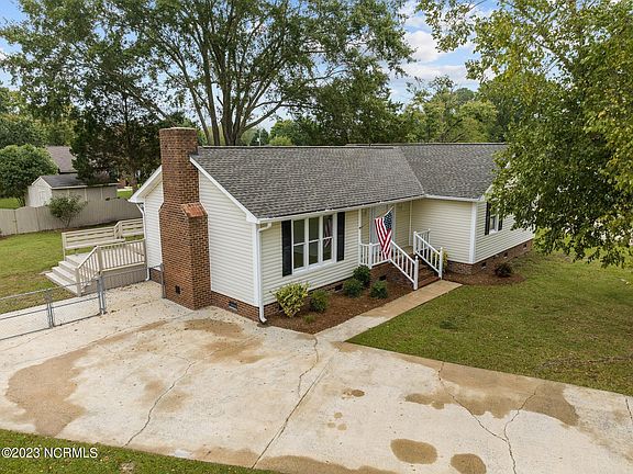 2nd image of 119 Southridge Drive