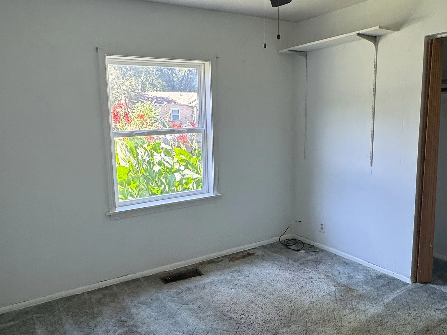 1226 East Denver Drive — Photo 3
