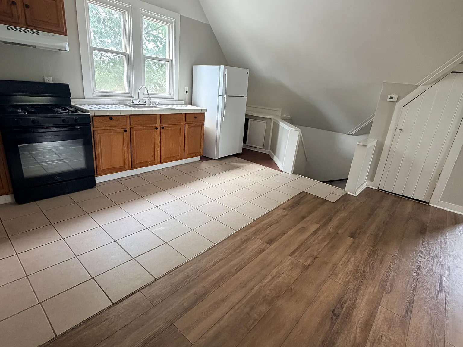 2 bed, $1,525 — Photo 4