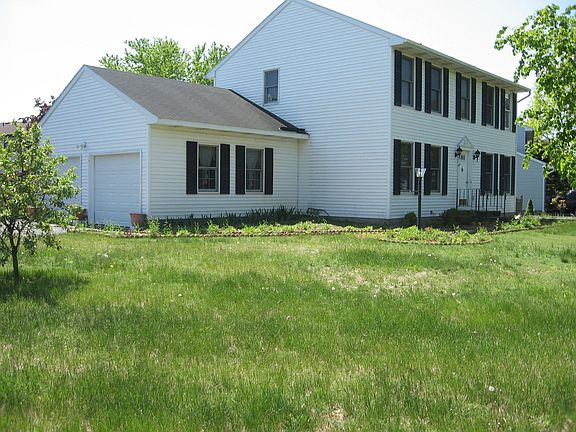 2nd image of 3 Haydenwood Ct
