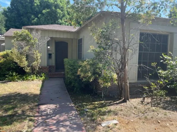 11906 Kling St, Valley Village, CA 91607