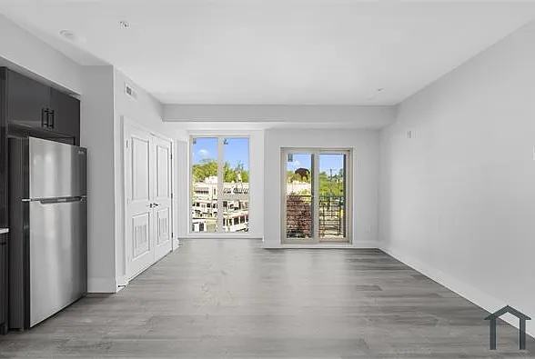 2 bed, $1,650 — Photo 4