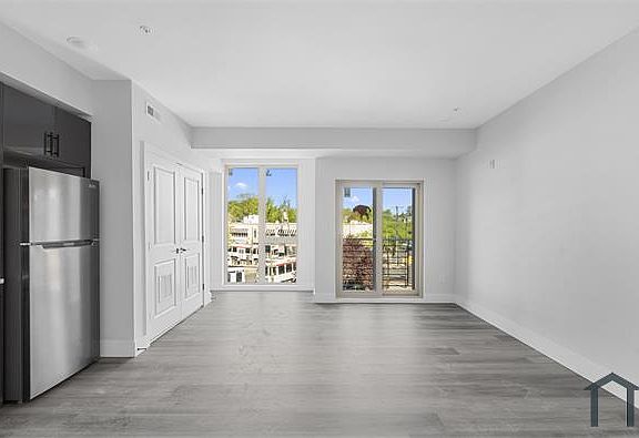 4th image of 2061 N 62nd St #201