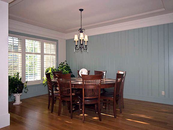 Formal dining room