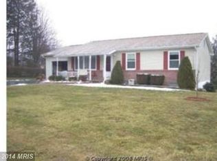 13918 Summit Dr, Waynesboro, PA 17268