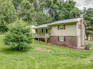 350 Sneed Hill Rd, Elizabethton, TN 37643
