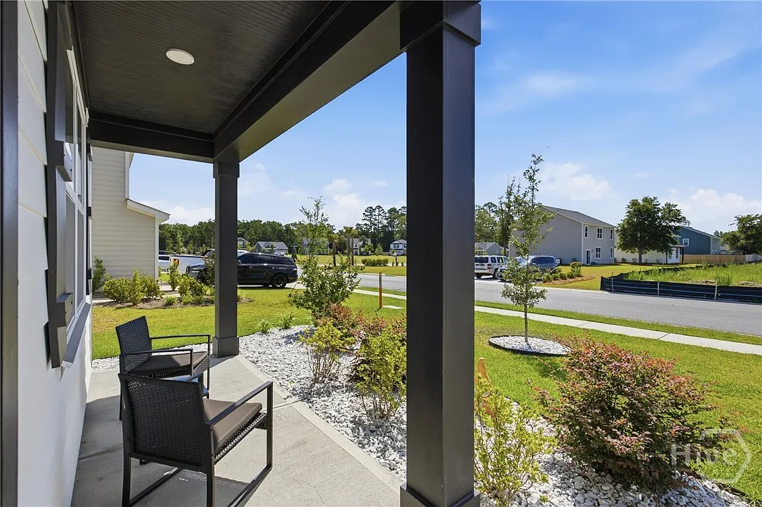 4 bed, 2.0 bath, 1788 sqft, $2,700 — Photo 3