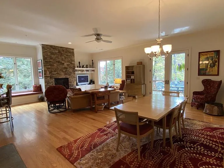 31 Ridgetop Cir #101 — Photo 10